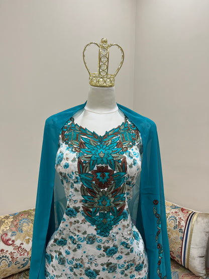 لبسة المخور الإماراتي